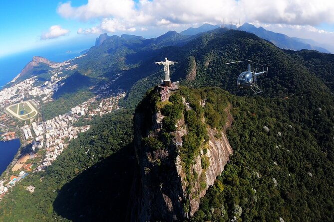 scenic-helicopter-flight-in-rio