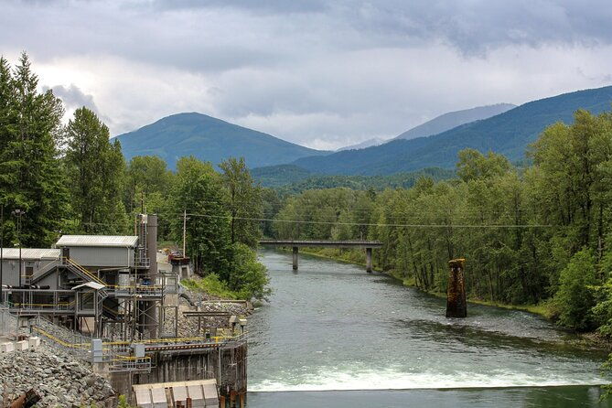self-guided-audio-driving-tour-of-north-cascades