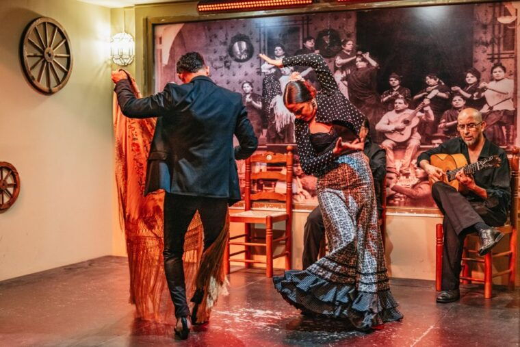 seville-flamenco-show-with-andalusian-dinner-at-la-cantaora
