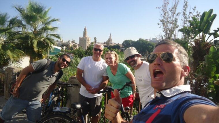 seville-highlights-city-bike-or-e-bike-tour