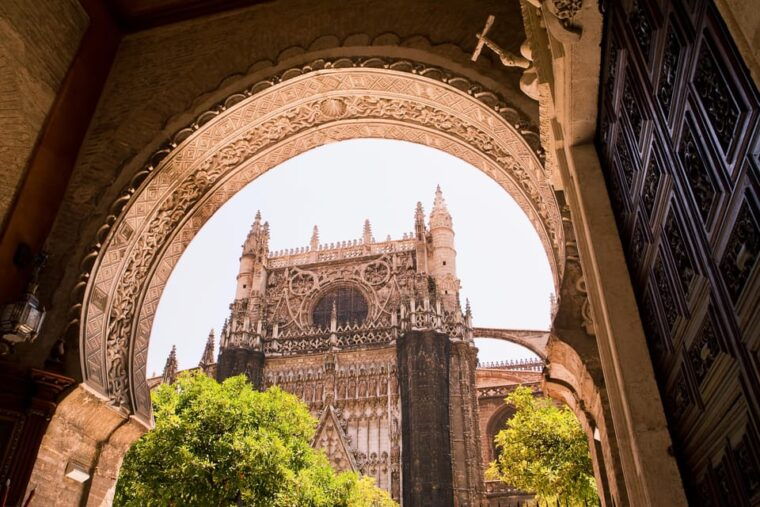 seville-priority-access-cathedral-giralda-tour
