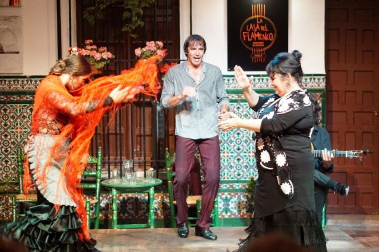 seville-tapas-walking-tour-with-traditional-flamenco-show