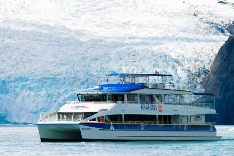 seward-kenai-fjords-national-park-catamaran-cruise-w-lunch