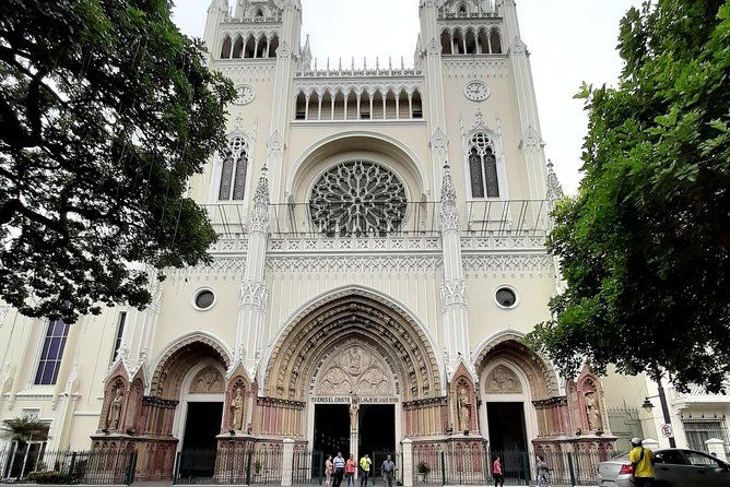 shared-walking-tour-in-guayaquil-city