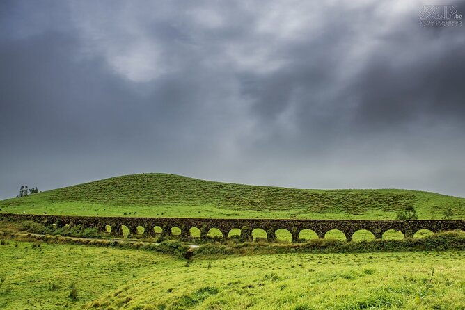 shore-excursions-to-the-volcano-and-crater-of-lagoa-das-sete-cidades-2