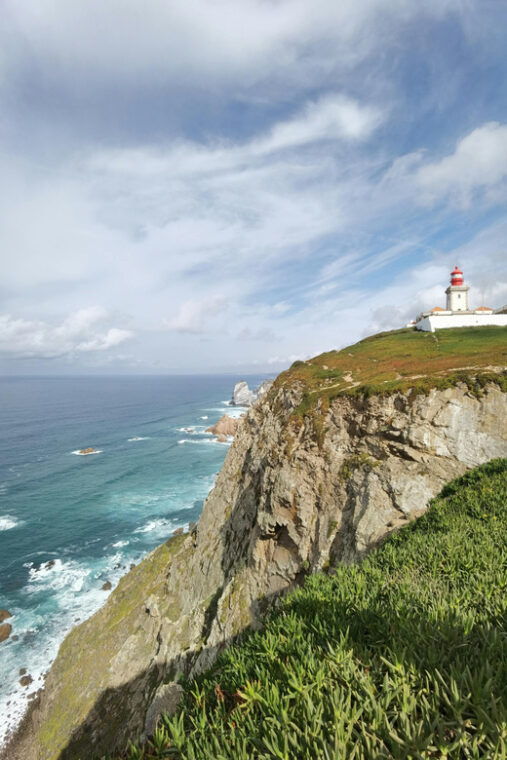 sintra-tour-including-cabo-da-roca-azenhas-do-mar-cascais