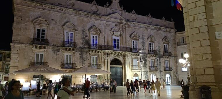 siracusa-tour-ortigia-by-night-in-english