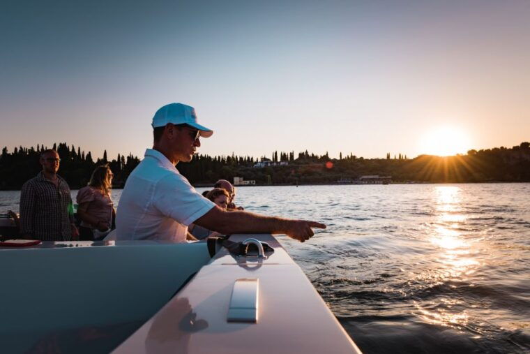 sirmione-25-minute-boat-cruise-around-the-peninsula