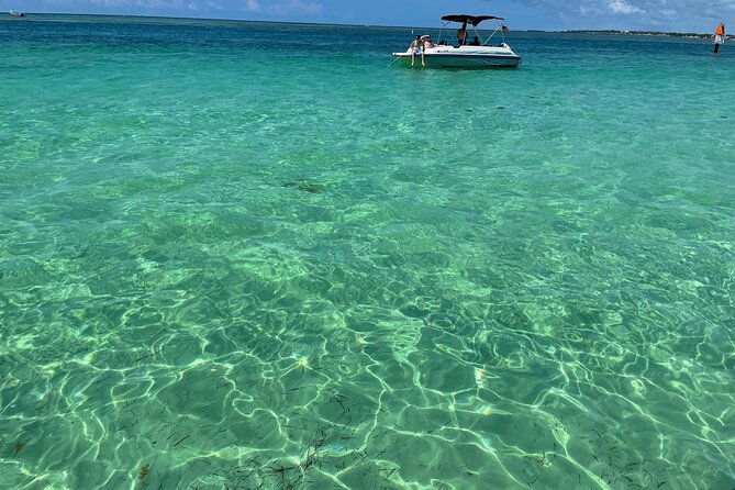snorkeling-and-sandbar-adventure