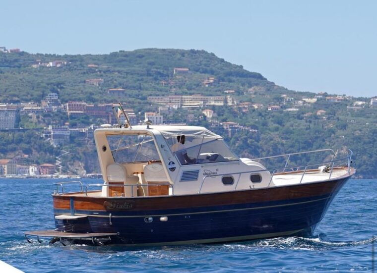 sorrento-amalfi-coast-full-day-boat-tour-with-limoncello