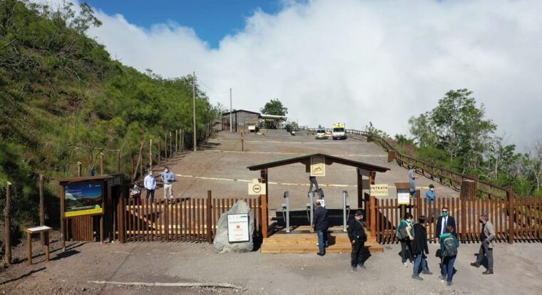 sorrento-pompeii-and-mount-vesuvius-day-trip-with-guide