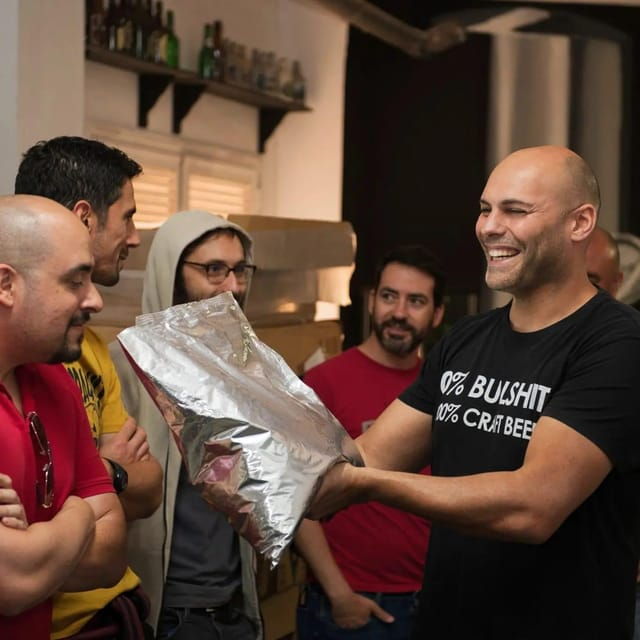 tenerife-brewery-guided-tour-with-tasting-at-tacoa-brewery