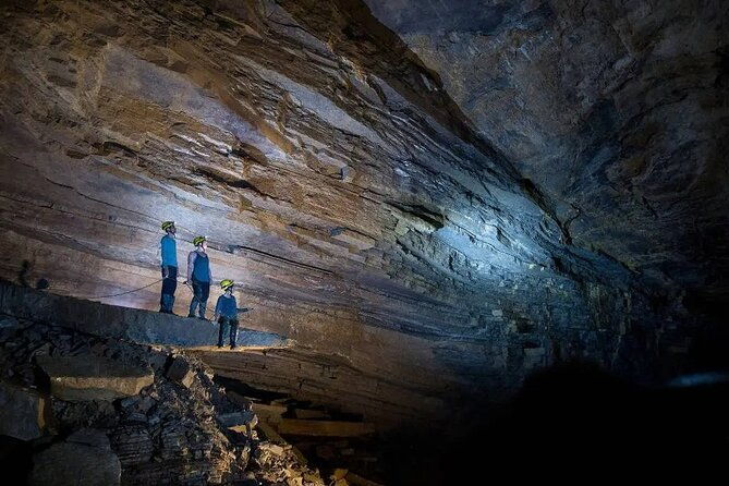 the-enigmatic-cueva-de-los-tayos-unraveling-mysteries-legends
