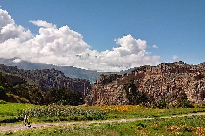 the-grand-palca-la-paz-city-canyon