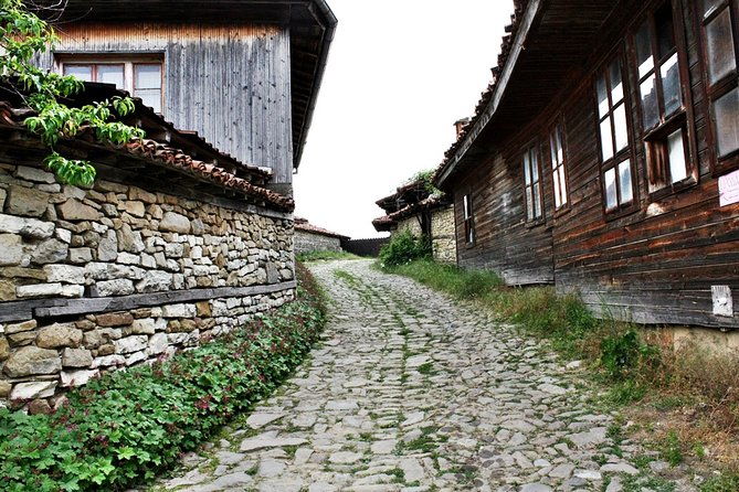 the-ultimate-private-zheravna-walking-tour