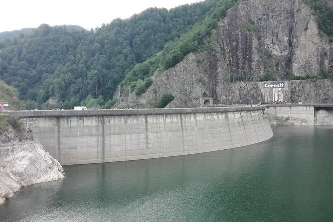 transfagarasan-road-one-day-trip-from-bucharest