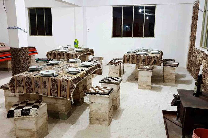 uyuni-salt-flat-and-eduardo-avaroa-park-3-day-tour