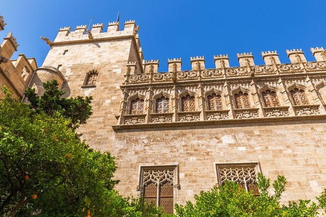 valencia-exploration-game-and-city-tour-on-your-phone