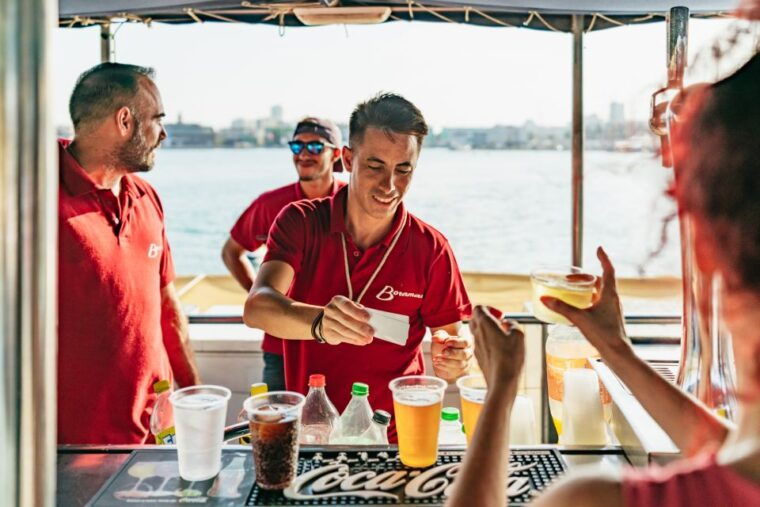 valencia-sunset-or-daytime-catamaran-cruise-with-drink