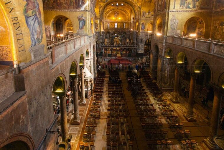 venice-city-highlights-tour-with-st-marks-and-gondola-ride