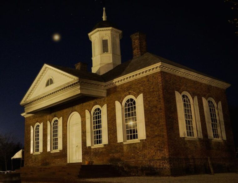 williamsburg-colonial-ghosts-ultimate-dead-of-night-tour