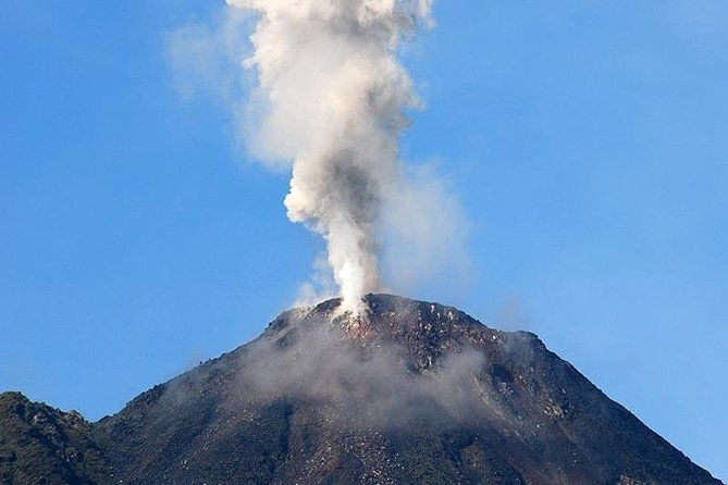 8-day-san-jose-arenal-volcano-manuel-antonio-beach