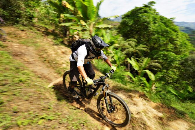 2-days-mountain-biking-enduro-in-hieleros-and-mamarumi