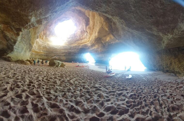 algarve-boat-trip-to-the-caves-of-benagil