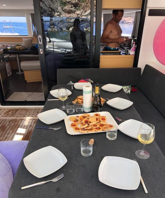 alghero-scenic-catamaran-cruise-with-lunch-and-snorkeling