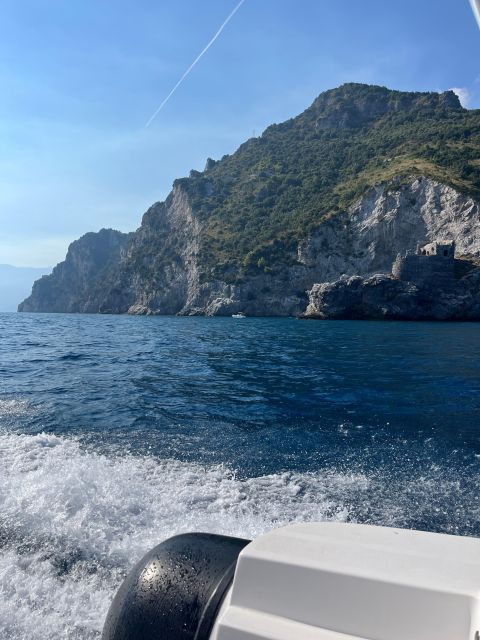 amalfi-coast-rent-boats-in-salerno-without-license