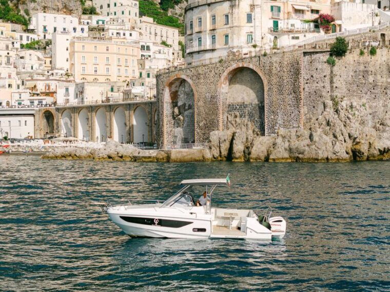 amalfi-coast-tour-secret-caves-and-stunning-beaches-4