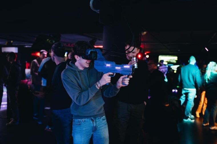amsterdam-ultimate-vr-experience-60-minutes