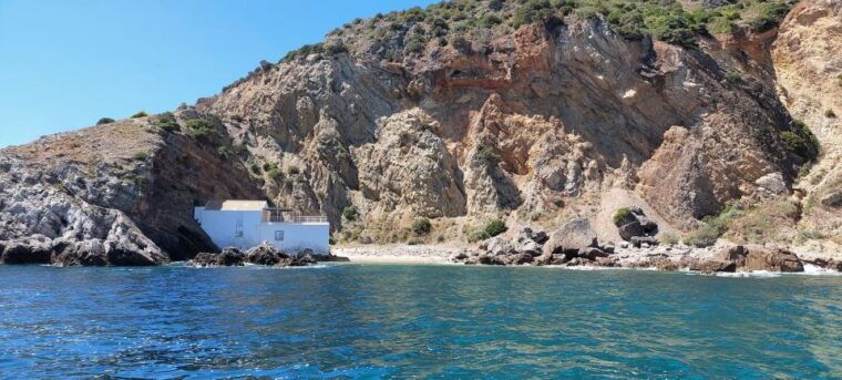 arrabida-natural-park-sunset-boat-trip-with-regional-drink