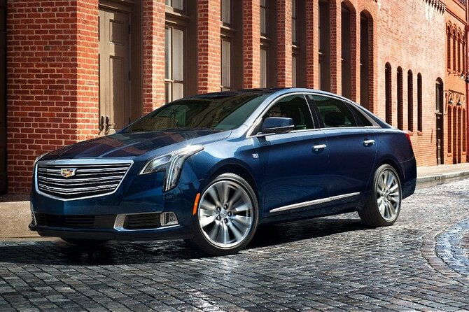 arrival-transfer-denver-airport-den-to-denver-city-by-luxury-car