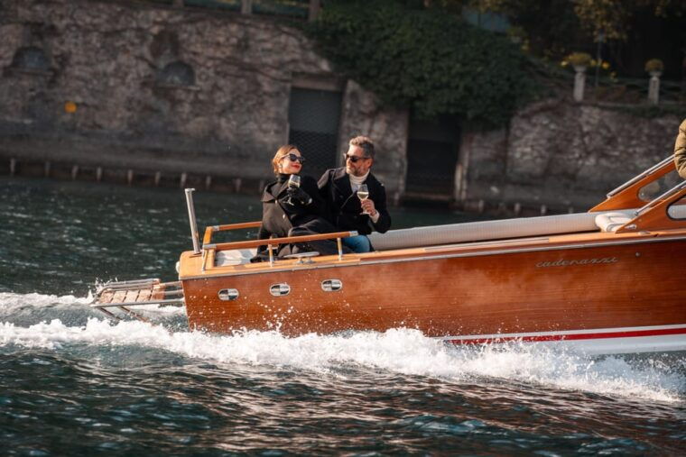 as-private-classic-wooden-boat-tour-with-prosecco