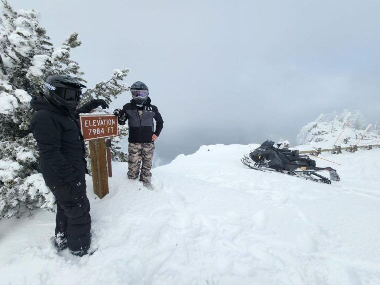 bend-guided-snowmobile-tours-in-national-volcanic-monument
