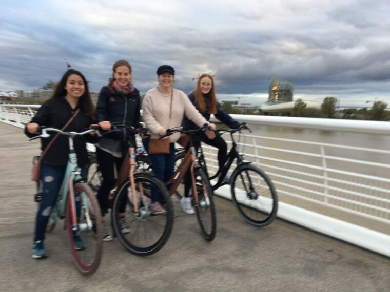 bordeaux-historic-center-chartrons-district-bike-tour
