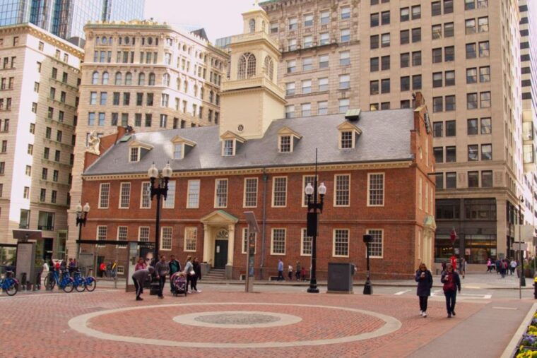 boston-freedom-trail-bunker-hill-uss-constitution-tour