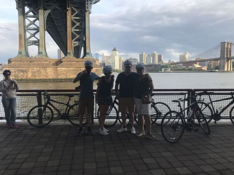 brooklyn-2-hour-manhattan-brooklyn-bridges-bike-tour
