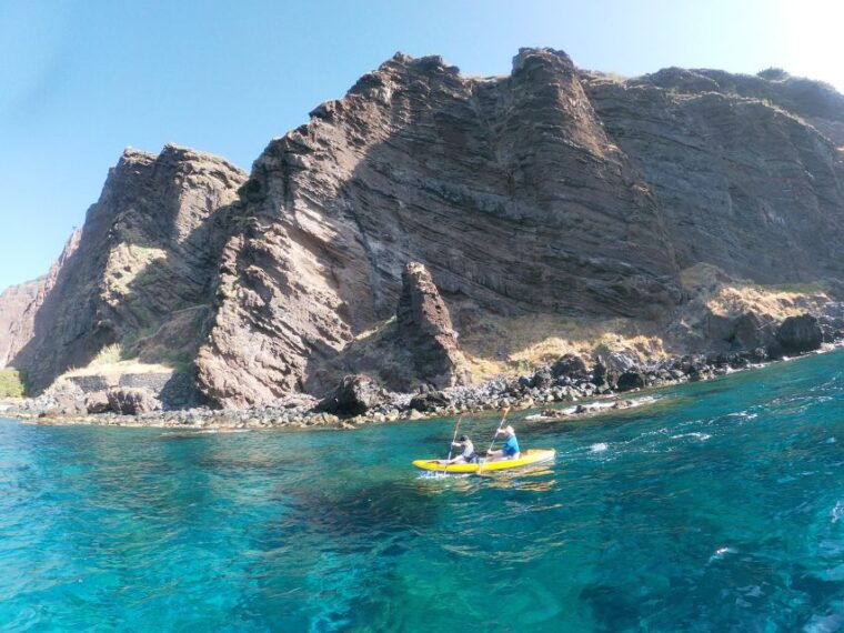 camara-de-lobos-private-guided-kayaking-tour-in-madeira