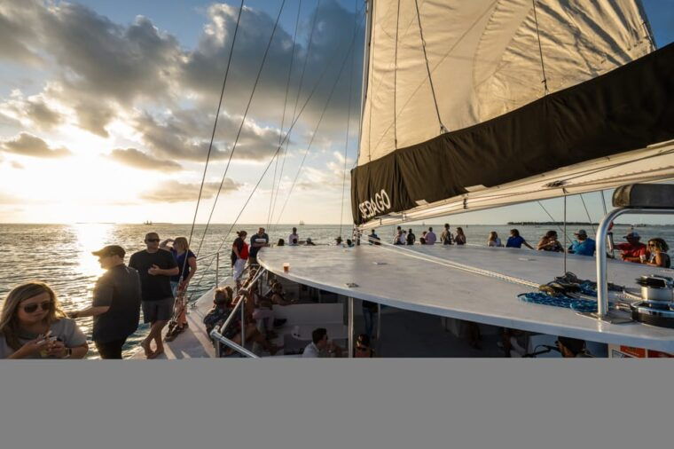 captains-choice-dolphin-watch-sunset-sail