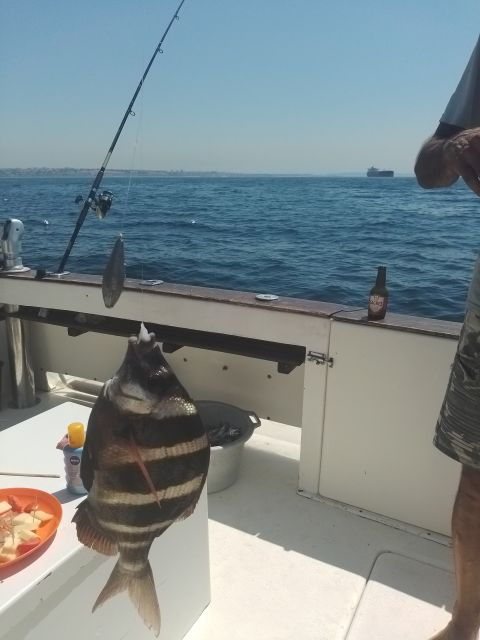 cascais-family-fishing-with-welcome-drinks