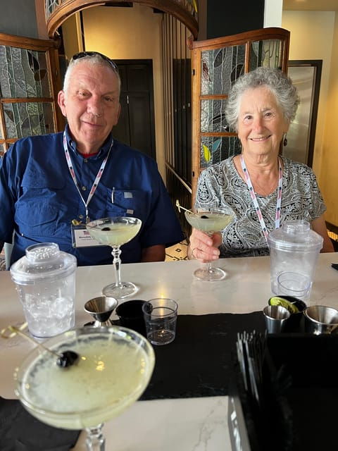 chattanooga-group-cocktail-making-class