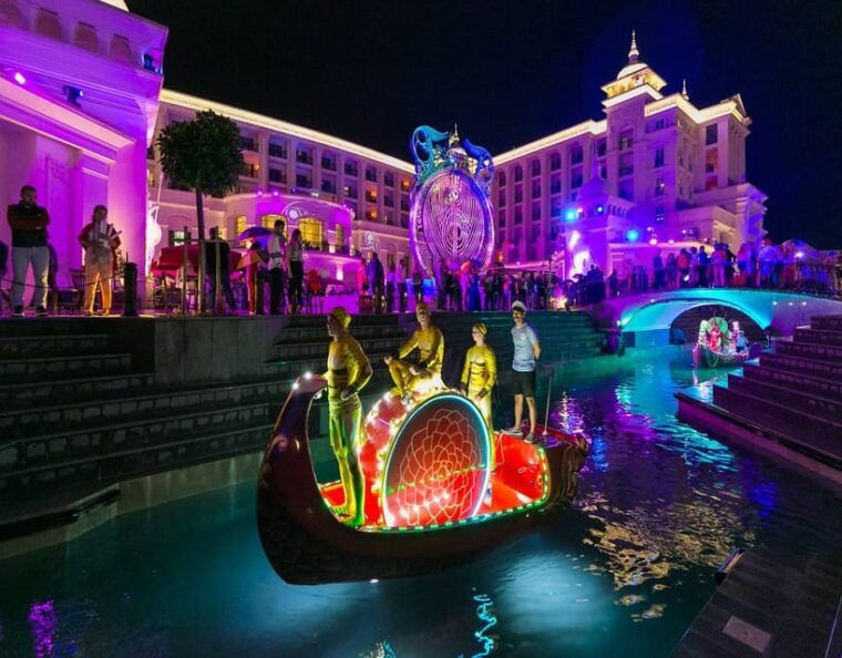 city-of-side-land-of-legends-transfer-boat-parade-show