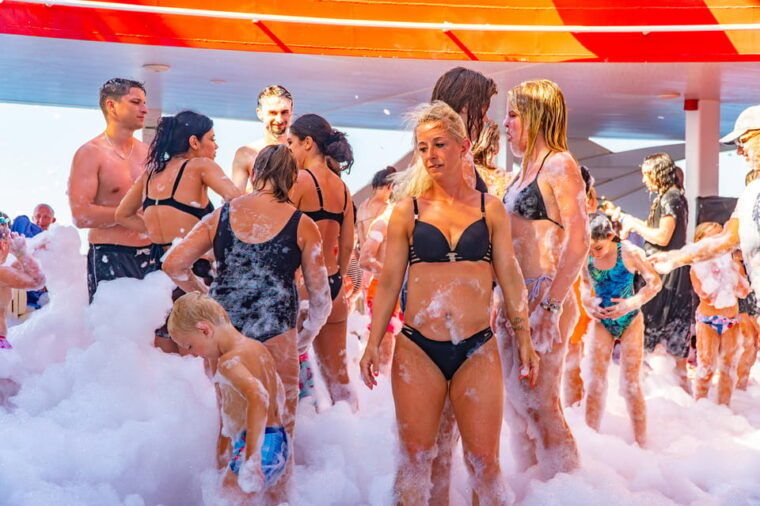 city-of-side-sightseeing-cruise-w-swim-stops-foam-party