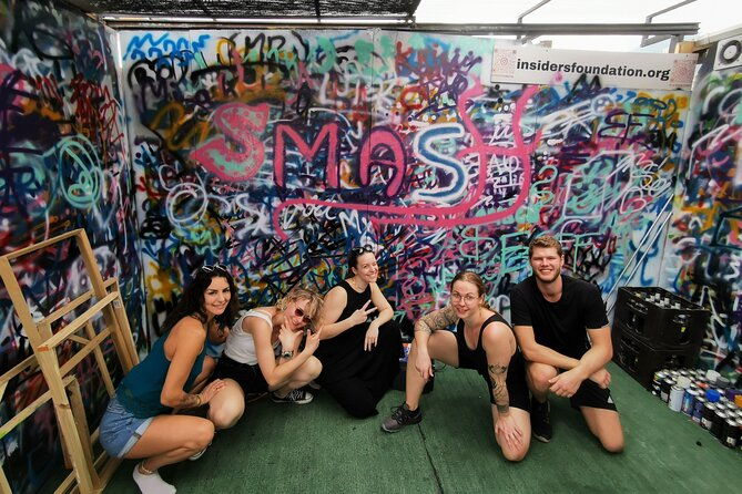 commune-tour-13-beyond-history-and-graffiti