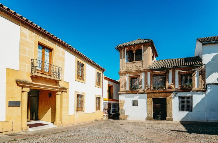 cordoba-jewish-quarter-synagogue-mosque-and-alcazar-tour