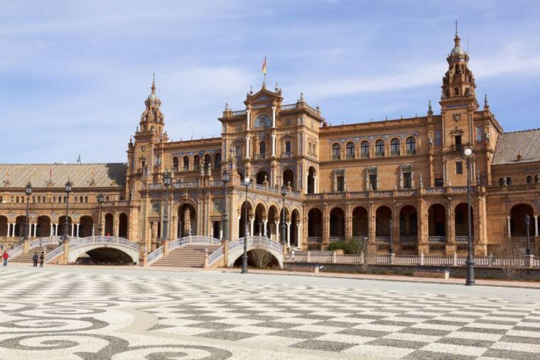 costa-del-sol-the-alcazar-seville-cathedral-private-tour