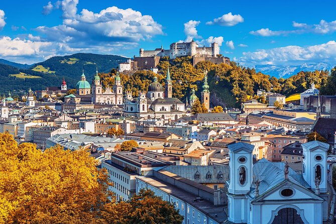 daily-door-to-door-shared-shuttle-bus-from-cesky-krumlov-to-salzburg