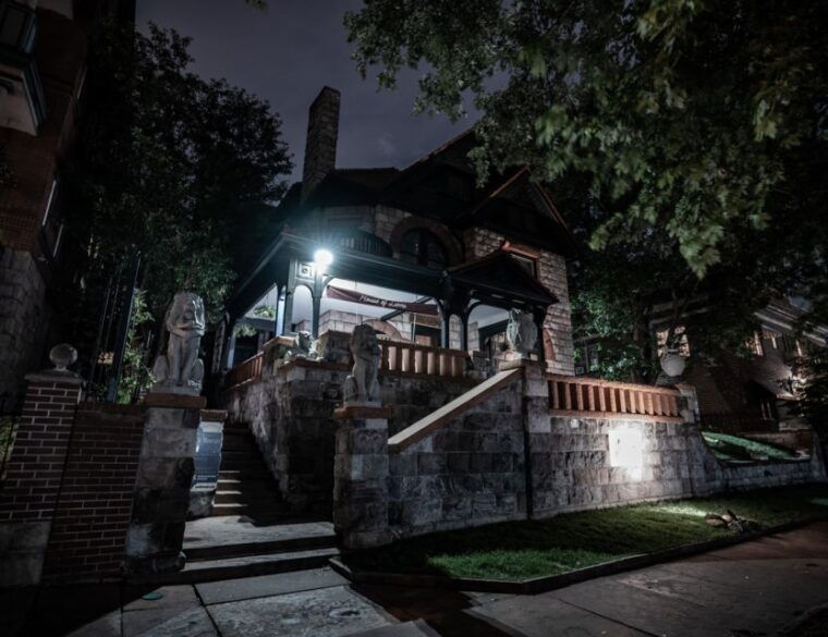 denver-spirits-spirits-haunted-pub-crawl-2